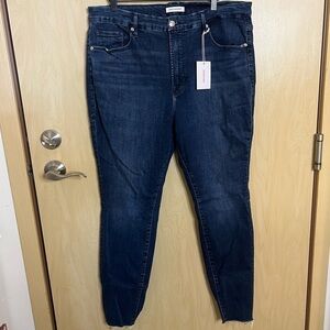 NWT Good American Good Legs Jeans